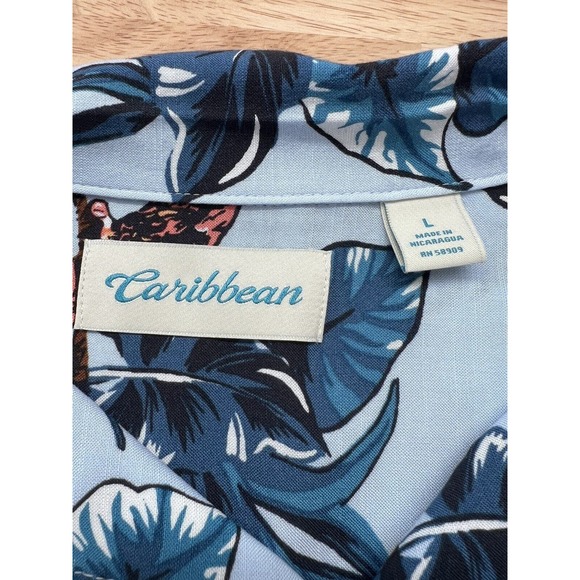 Caribbean Toucan Hawaiian Camp Shirt Men's Size L Blue Hibiscus Button Up NWT - Picture 4 of 9